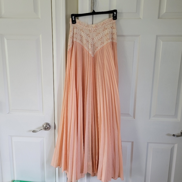 Vintage S. Howard Hirsh Custom Made Accordion Maxi set - Picture 9 of 15